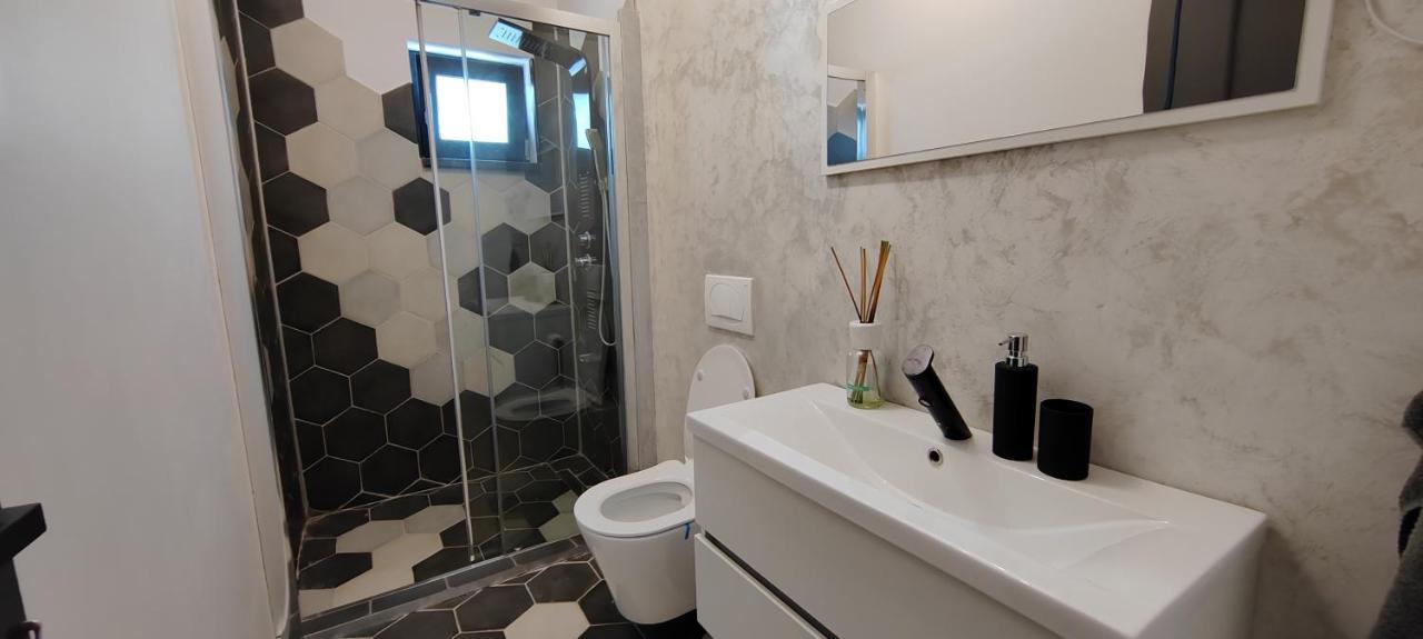 Casira Guesthouse Sînmartin Kültér fotó