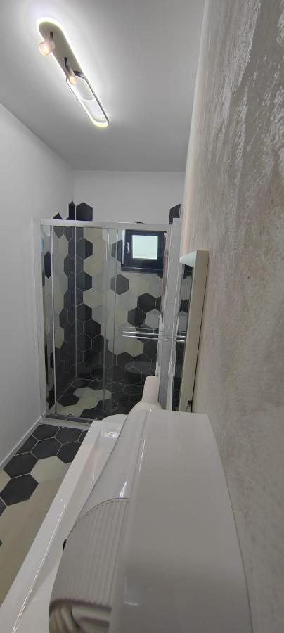 Casira Guesthouse Sînmartin Kültér fotó