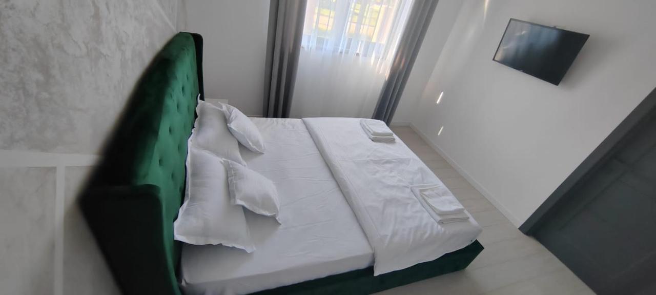 Casira Guesthouse Sînmartin Kültér fotó