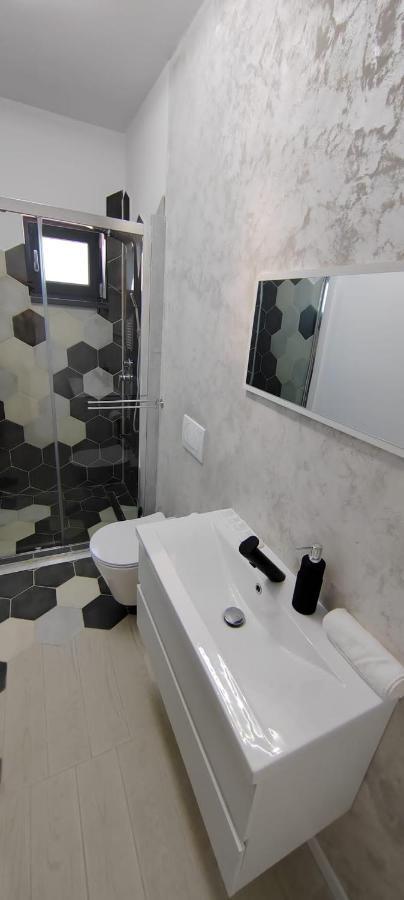 Casira Guesthouse Sînmartin Kültér fotó