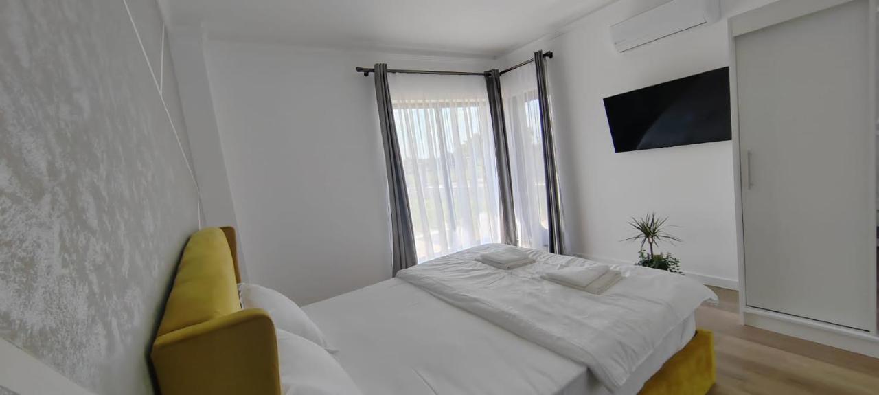 Casira Guesthouse Sînmartin Kültér fotó