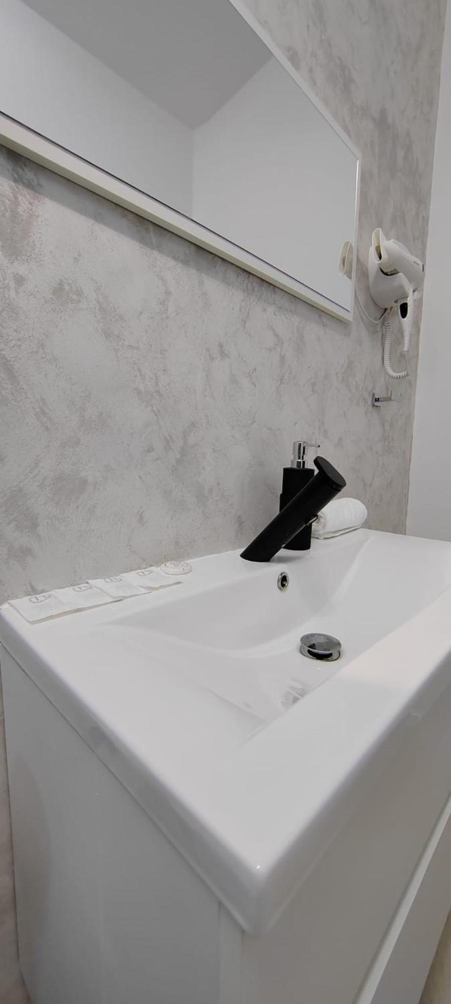 Casira Guesthouse Sînmartin Kültér fotó