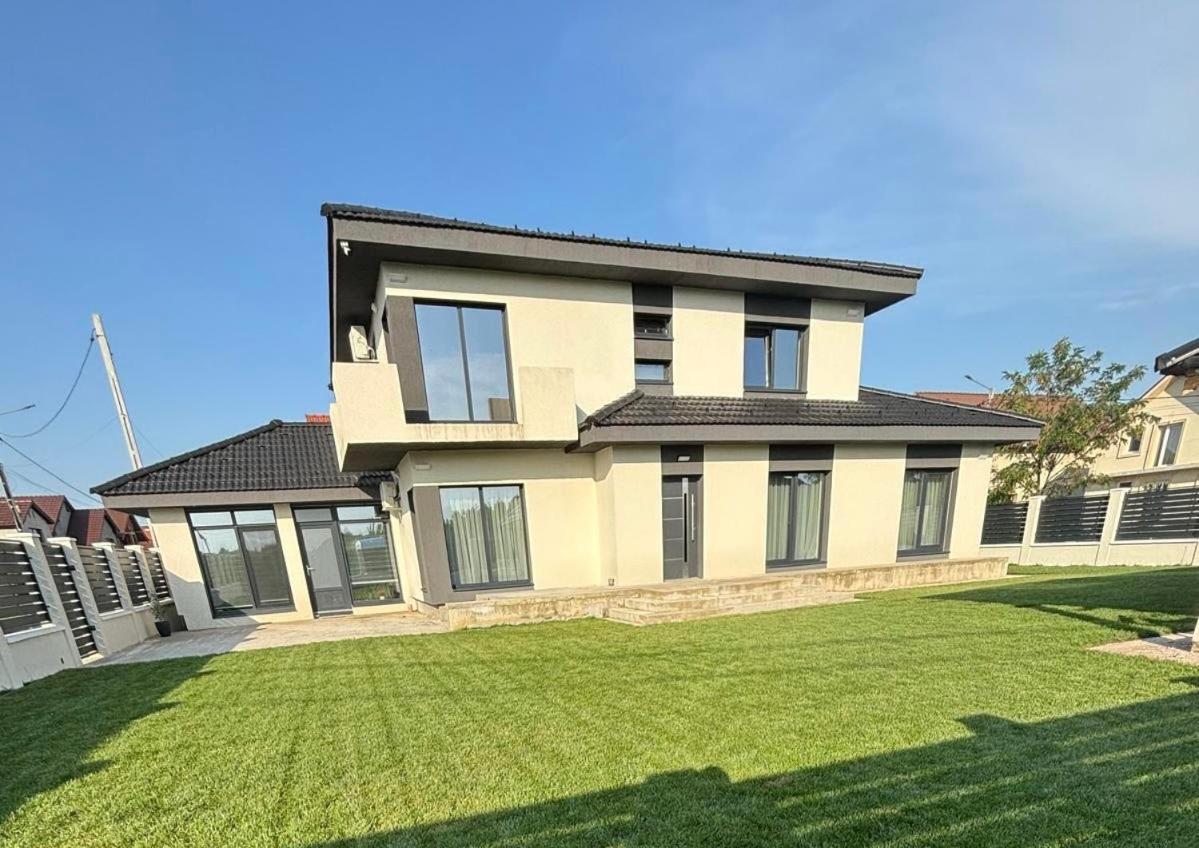 Casira Guesthouse Sînmartin Kültér fotó