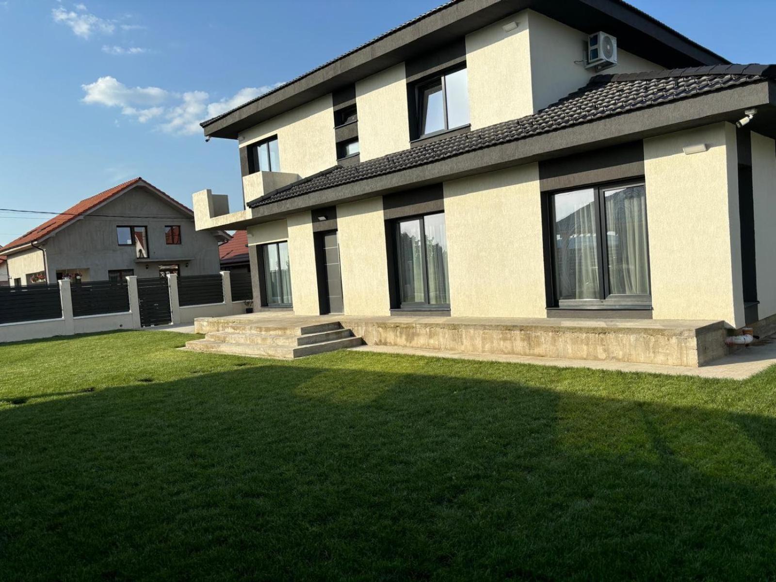 Casira Guesthouse Sînmartin Kültér fotó